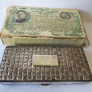 Antique Pocket Edition Gillette Razor in case